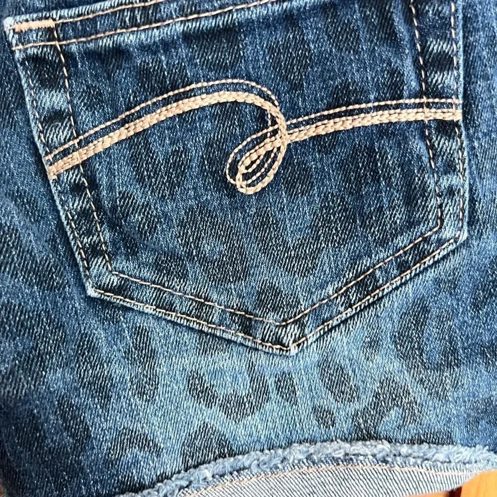 Justice girl’s denim shorts with cheetah print size 12‎